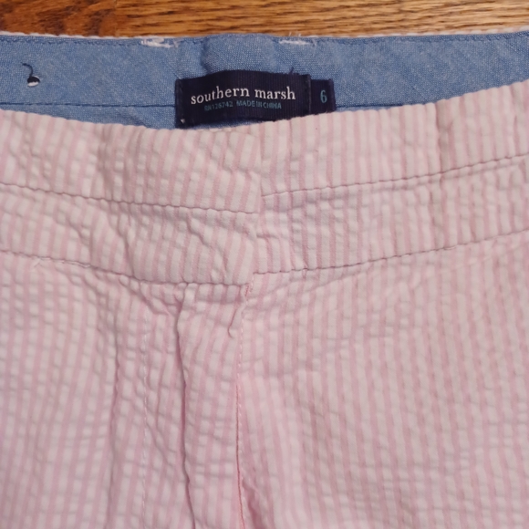 Southern Marsh Pink Seersucker Women's Shorts Pinstripe 6 - Picture 2 of 5